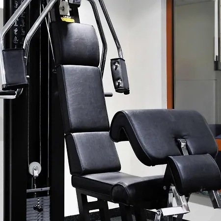 Ibis Styles Warszawa West מלון Mory