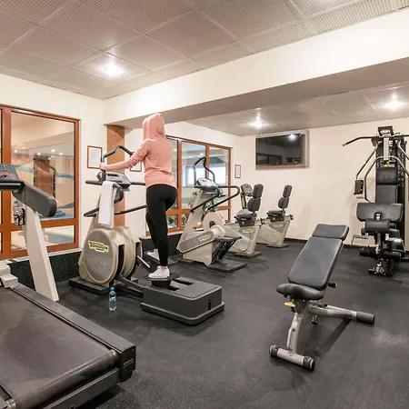 Ibis Styles Warszawa West فندق 3*