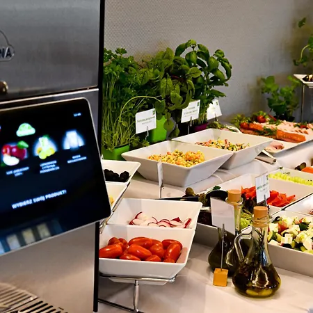 Ibis Styles Warszawa West 3*