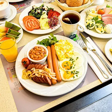Ibis Styles Warszawa West 3*