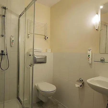 Ibis Styles Warszawa West 3*