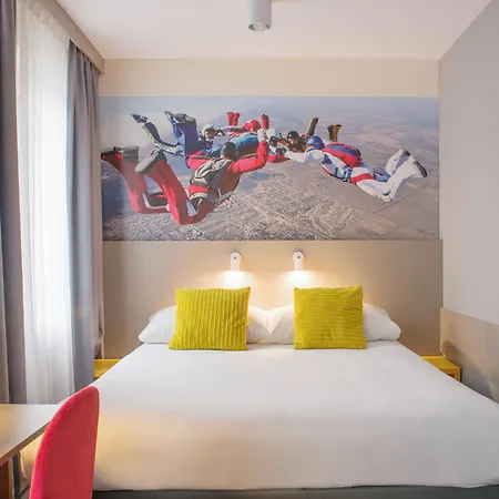 Ibis Styles Warszawa West 3*