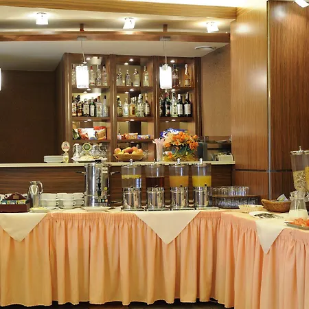 Ibis Styles Warszawa West Otel