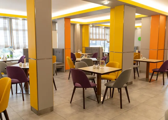 Hotel Ibis Styles Warszawa West 3*