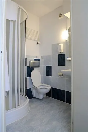 Ibis Styles Warszawa West Otel 3*