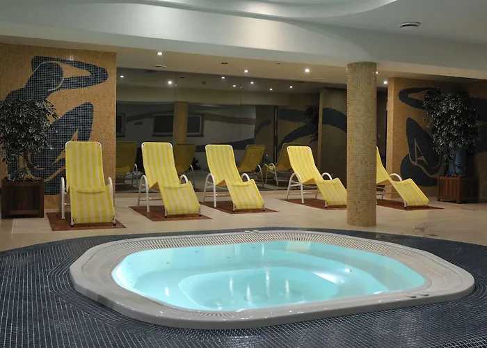 Ibis Styles Warszawa West Otel 3*