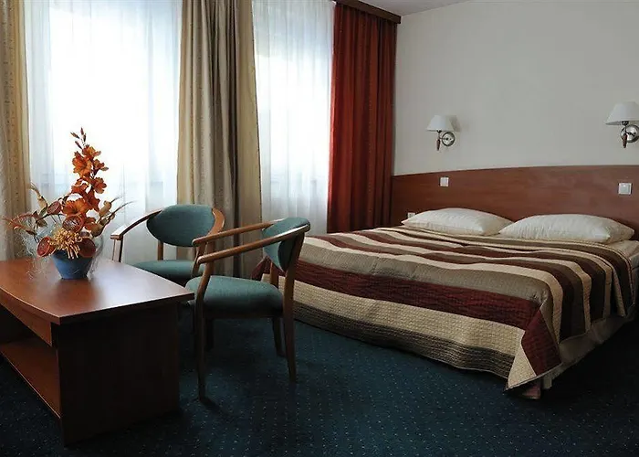 Ibis Styles Warszawa West Hotel Mory